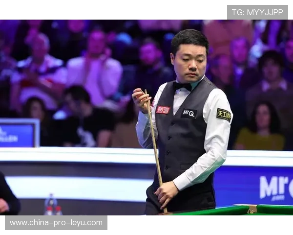 斯诺克国锦赛首日众名将顺利取胜 丁俊晖开启卫冕之旅，斯诺克比赛时间表丁俊晖